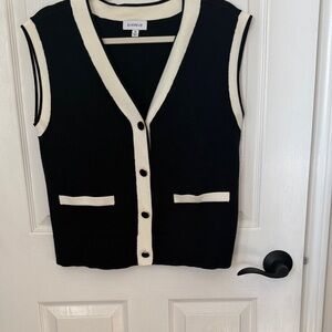 Evereve Black and Cream Sweater Vest